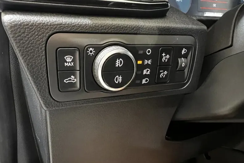 Volkswagen Amarok din 2025 cu 54 km - oferta VOL132135 - foto 8