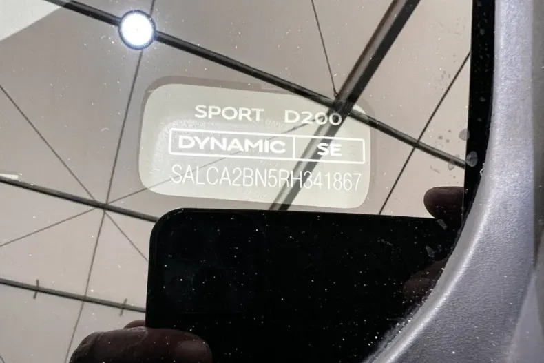 Land Rover Discovery Sport din 2024 cu 16.500 km - oferta LAN132139 - foto 10