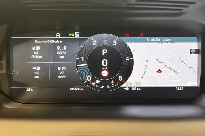 Land Rover Discovery Sport din 2024 cu 16.500 km - oferta LAN132139 - foto 14