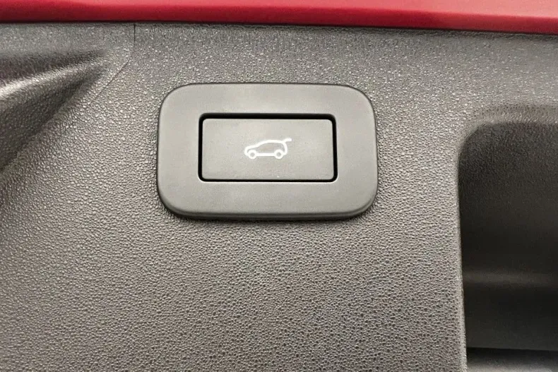 Land Rover Discovery Sport din 2024 cu 16.500 km - oferta LAN132139 - foto 30