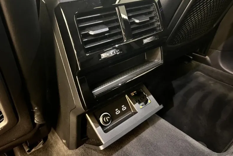 Volkswagen Touareg din 2023 cu 44.500 km - oferta VOL132140 - foto 12