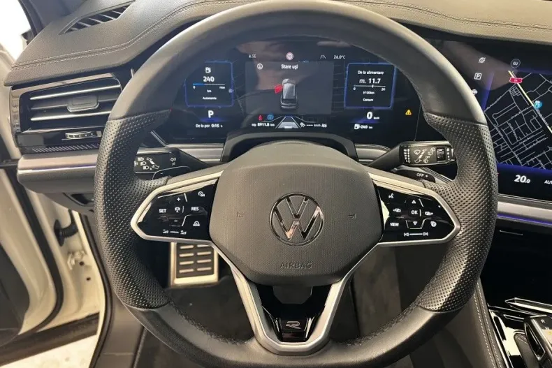 Volkswagen Touareg din 2023 cu 44.500 km - oferta VOL132140 - foto 17
