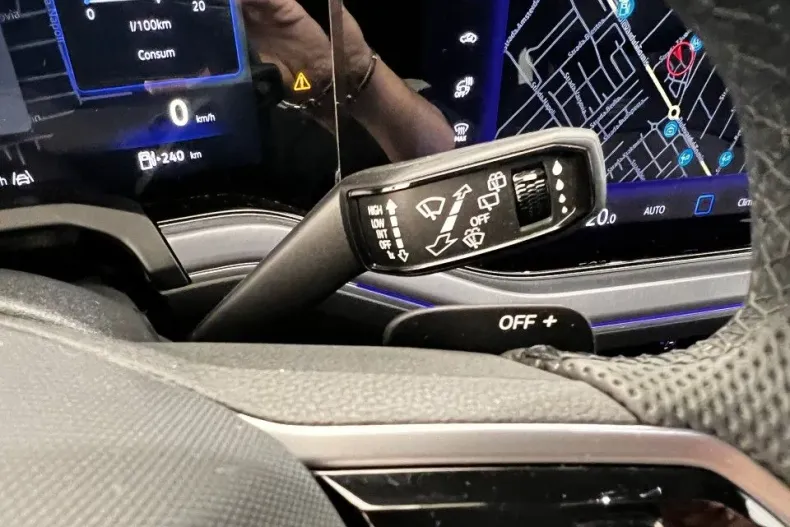 Volkswagen Touareg din 2023 cu 44.500 km - oferta VOL132140 - foto 20