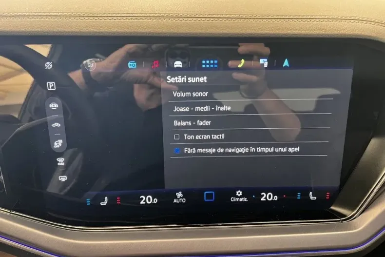 Volkswagen Touareg din 2023 cu 44.500 km - oferta VOL132140 - foto 25