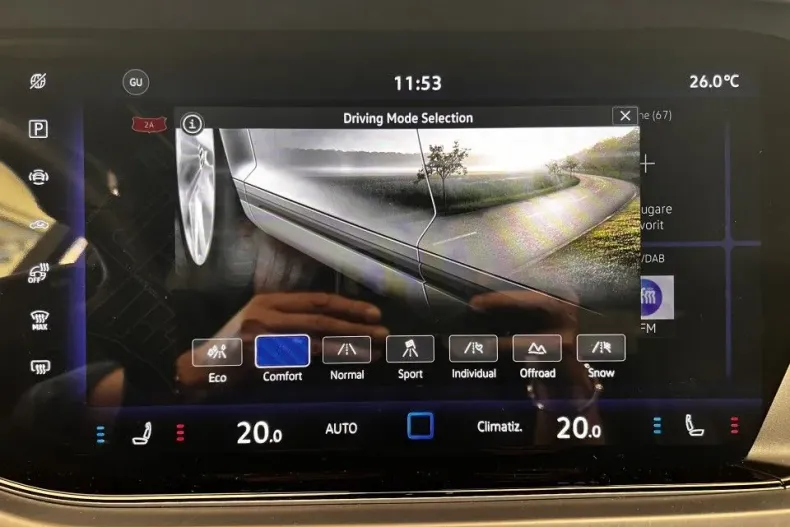 Volkswagen Touareg din 2023 cu 44.500 km - oferta VOL132140 - foto 40