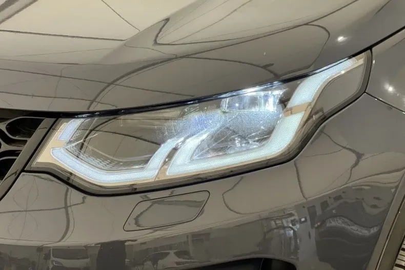 Land Rover Discovery Sport din 2024 cu 9.707 km - oferta LAN132144 - foto 33