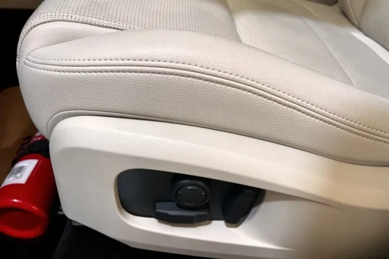 Jaguar F-Pace din 2024 cu 10.752 km - oferta JAG132146 - foto 9