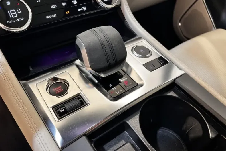 Jaguar F-Pace din 2024 cu 10.752 km - oferta JAG132146 - foto 17