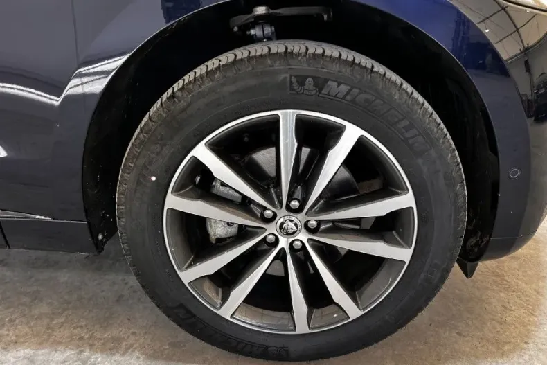 Jaguar F-Pace din 2024 cu 10.752 km - oferta JAG132146 - foto 28