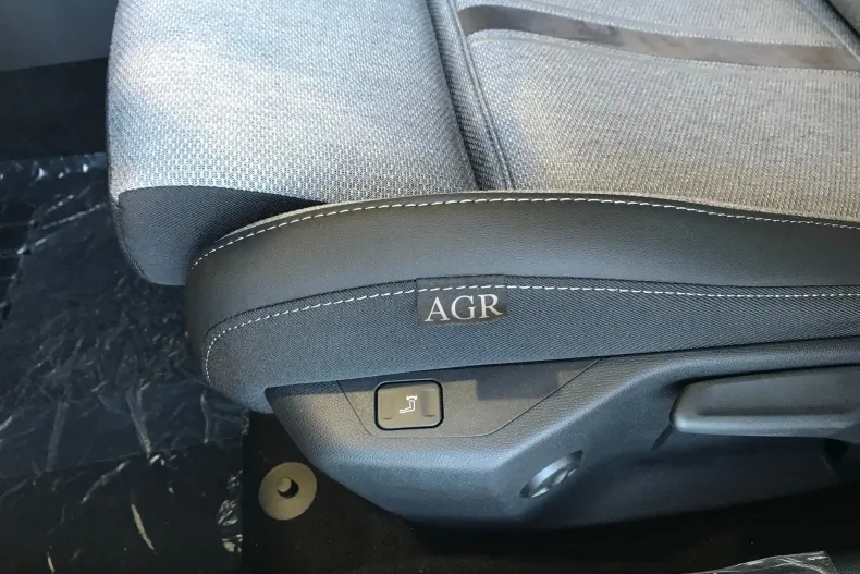 Opel Astra din 2022 cu 25.430 km - oferta OPE132180 - foto 7