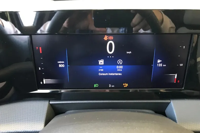 Opel Astra din 2022 cu 25.430 km - oferta OPE132180 - foto 8