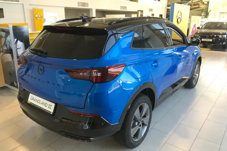 Opel Grandland (X) din 2022 cu 18.500 km - oferta OPE132184 - foto 3
