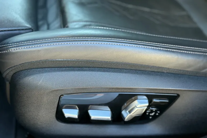 BMW Seria 7 din 2022 cu 76.681 km - oferta BMW132185 - foto 13