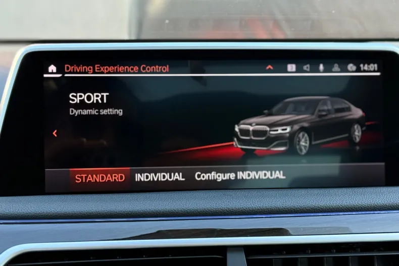 BMW Seria 7 din 2022 cu 76.681 km - oferta BMW132185 - foto 17