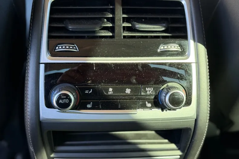 BMW Seria 7 din 2022 cu 76.681 km - oferta BMW132185 - foto 23