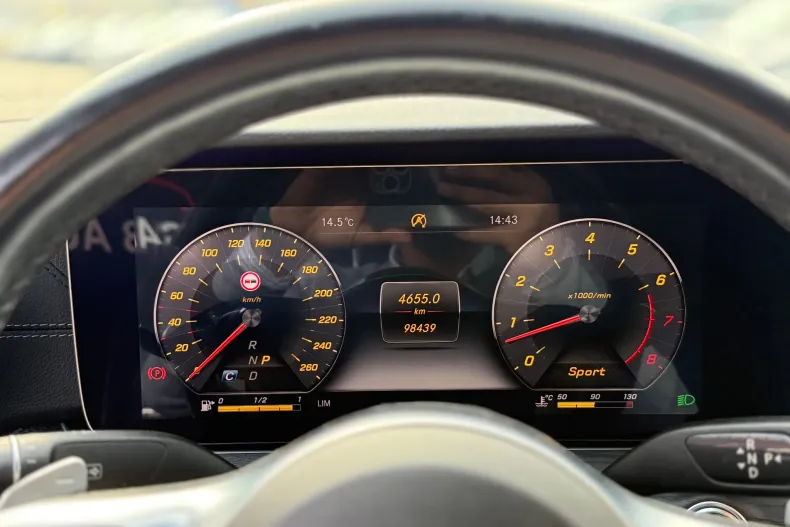 Mercedes-Benz E din 2019 cu 98.439 km - oferta MER132189 - foto 16