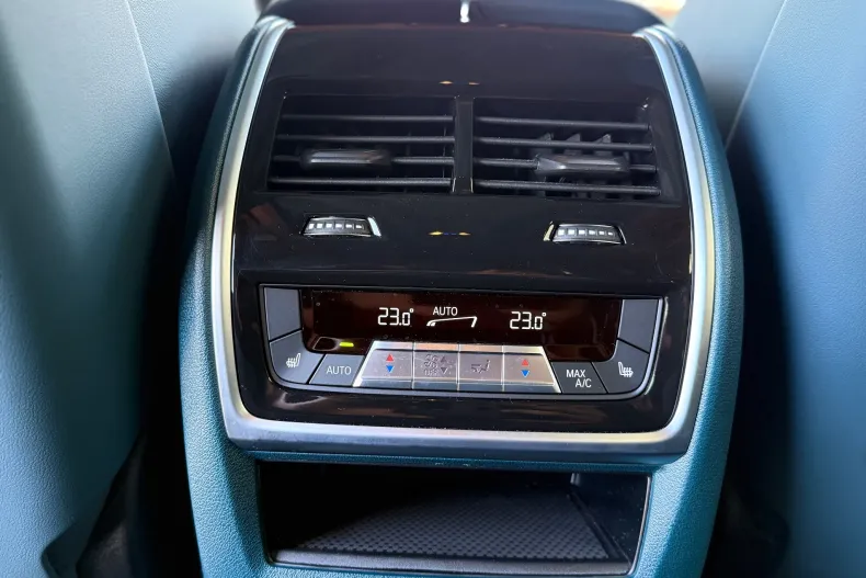 BMW XM din 2023 cu 46.968 km - oferta BMW132190 - foto 26