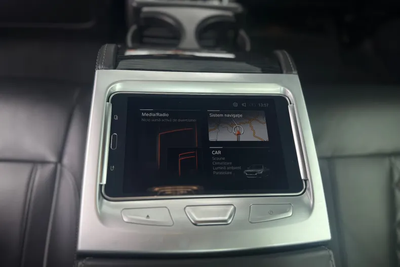 BMW Seria 7 din 2019 cu 99.800 km - oferta BMW132198 - foto 31