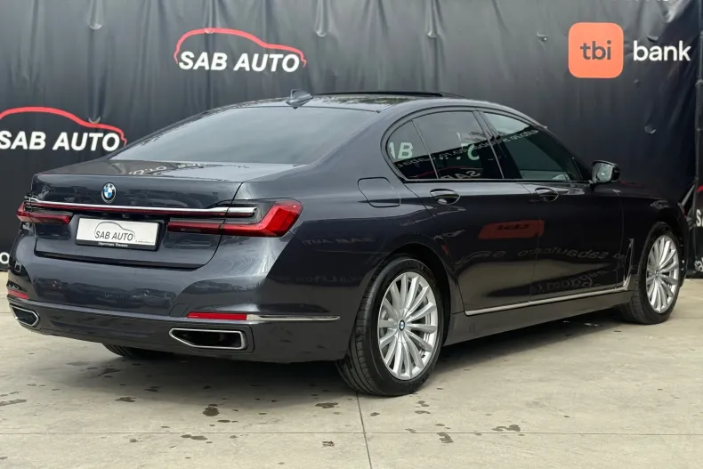 BMW Seria 7 din 2019 cu 99.800 km - oferta BMW132198 - foto 35