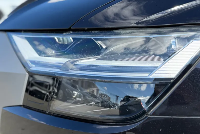 Audi Q8 din 2019 cu 174.777 km - oferta AUD132205 - foto 34