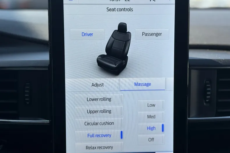 Ford Explorer din 2021 cu 43.620 km - oferta FOR132209 - foto 16