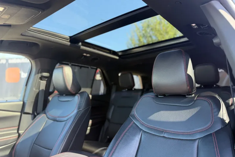 Ford Explorer din 2021 cu 43.620 km - oferta FOR132209 - foto 24