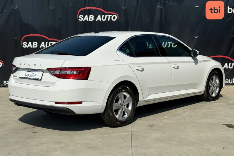 Skoda Superb din 2020 cu 105.236 km - oferta SKO132213 - foto 19