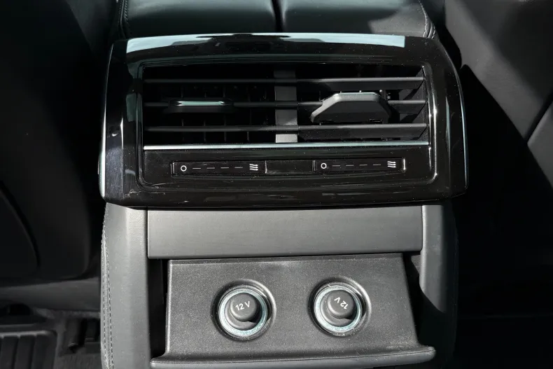 Audi A8 din 2023 cu 64.559 km - oferta AUD132219 - foto 25