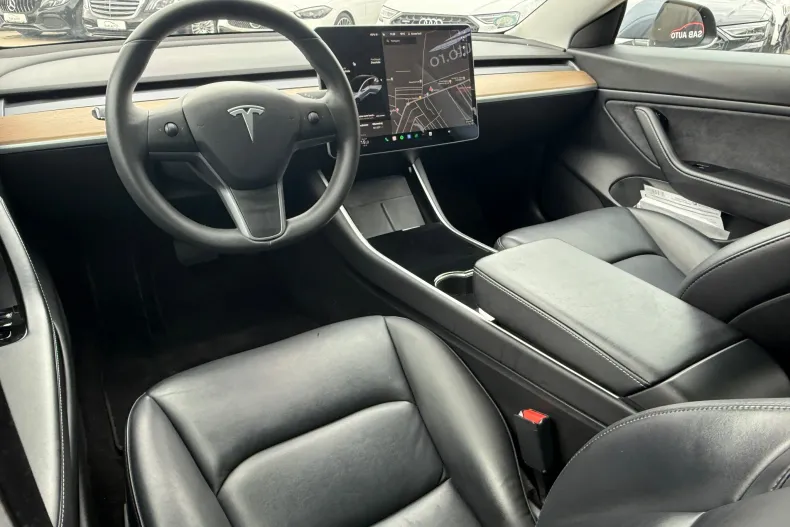 Tesla Model 3 din 2020 cu 141.627 km - oferta TES132220 - foto 5