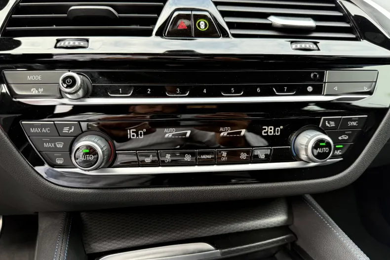 BMW Seria 5 din 2021 cu 142.678 km - oferta BMW132228 - foto 10