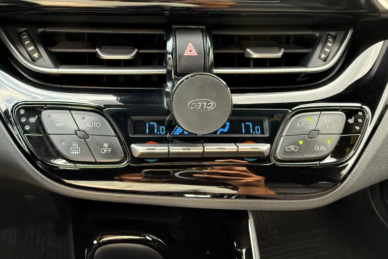 Toyota C-HR din 2019 cu 151.067 km - oferta TOY132229 - foto 11