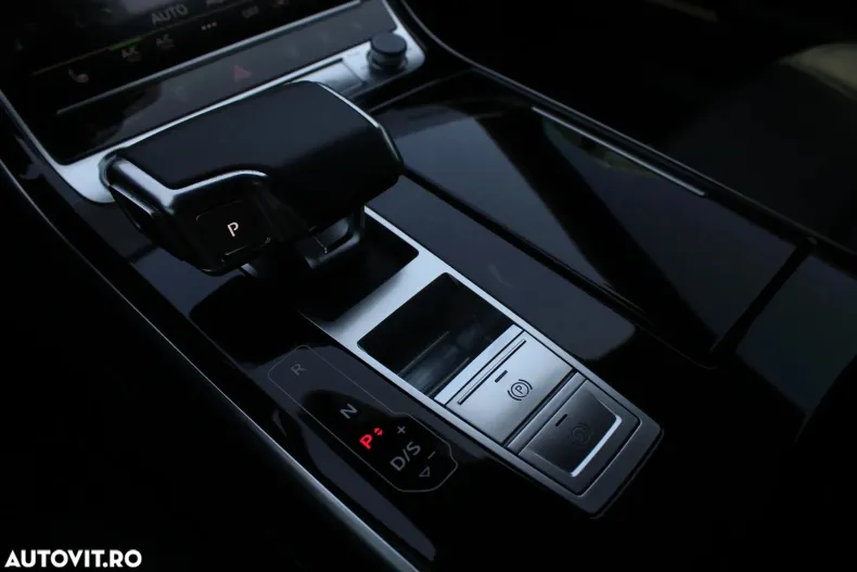 Audi A8 din 2022 cu 47.561 km - oferta AUD132241 - foto 10