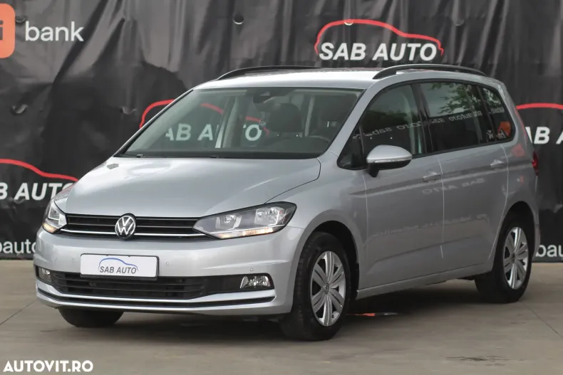Volkswagen Touran din 2023 cu 18.941 km - oferta VOL132244 - foto 2