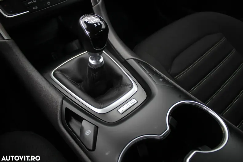 Ford Mondeo din 2020 cu 65.792 km - oferta FOR132249 - foto 9
