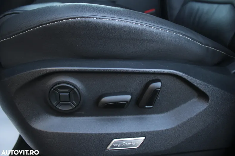 Volkswagen Touareg din 2022 cu 172.263 km - oferta VOL132251 - foto 10