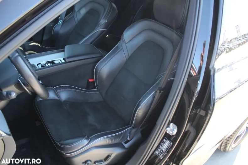 Volvo XC60 din 2019 cu 67.494 km - oferta VOL132256 - foto 17