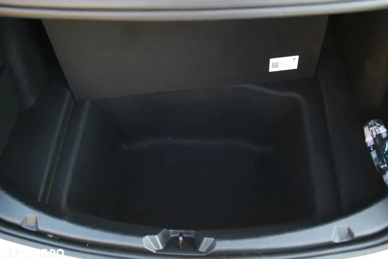 Tesla Model 3 din 2023 cu 50.000 km - oferta TES132260 - foto 11