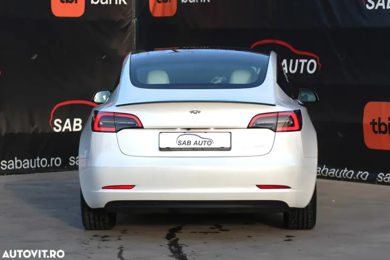 Tesla Model 3 din 2023 cu 50.000 km - oferta TES132260 - foto 13