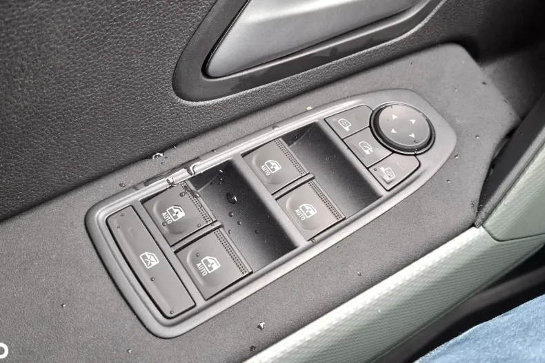 Dacia Duster din 2025 cu 8 km - oferta DAC132277 - foto 15