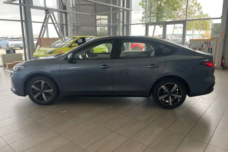 BYD SEAL din 2025 cu 1 km - oferta BYD132296 - foto 7