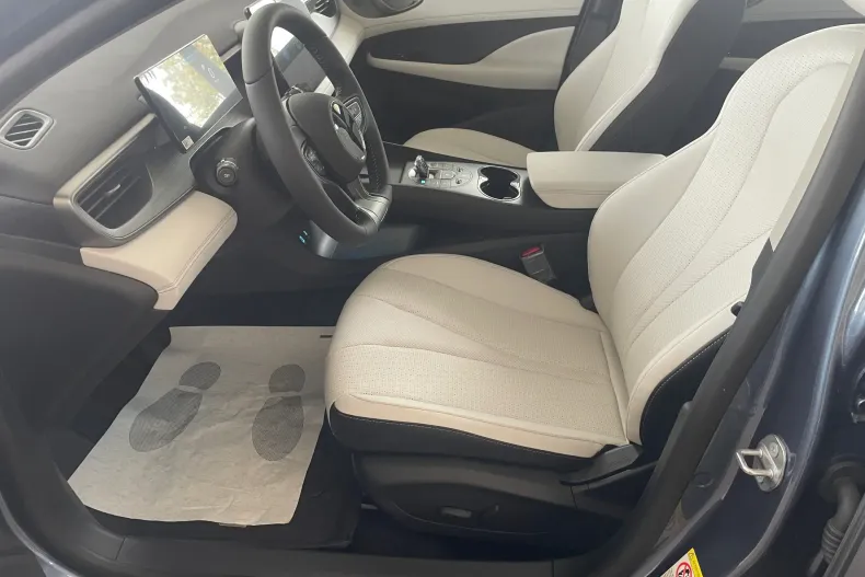 BYD SEAL din 2025 cu 1 km - oferta BYD132296 - foto 8