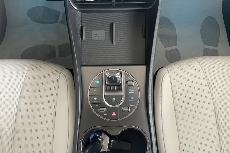 BYD SEAL din 2025 cu 1 km - oferta BYD132296 - foto 13