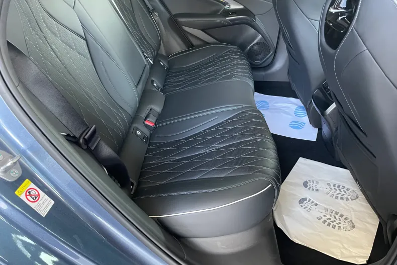 BYD SEAL din 2025 cu 1 km - oferta BYD132297 - foto 9