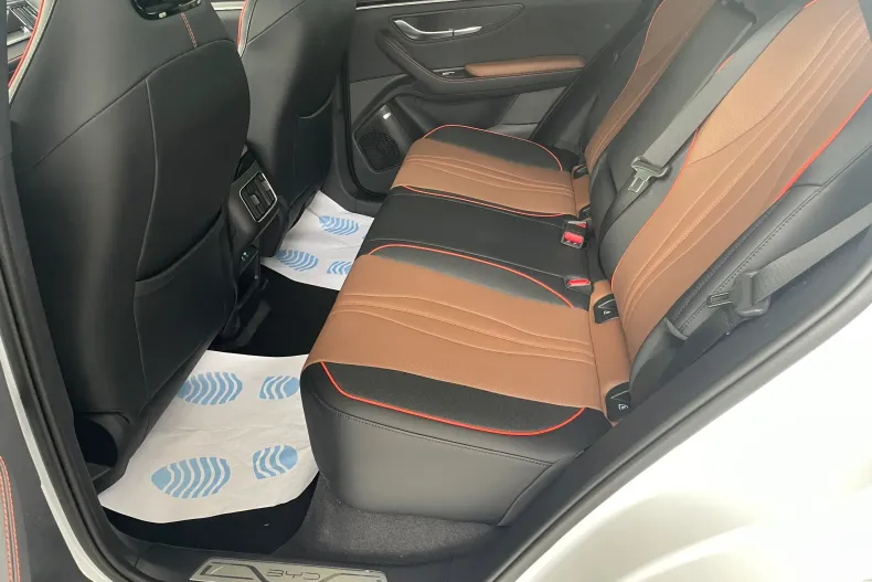 BYD SEAL U din 2025 cu 1 km - oferta BYD132300 - foto 8