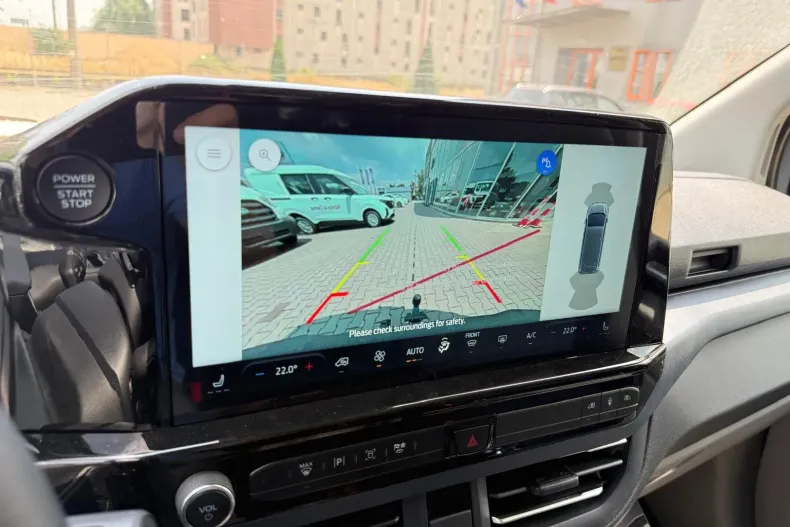 Ford Tourneo Custom din 2025 cu 1 km - oferta FOR132302 - foto 6