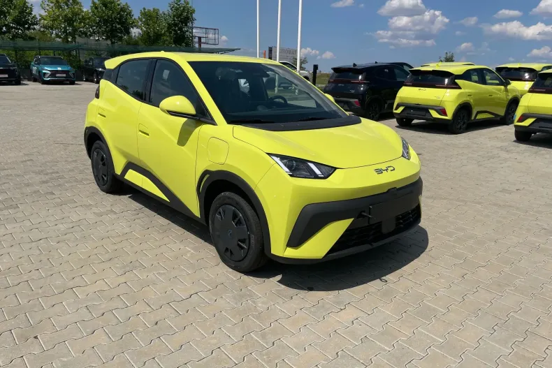 BYD DOLPHIN din 2025 cu 1 km - oferta BYD132305 - foto 1