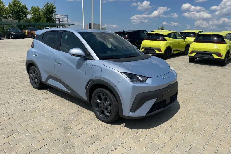 BYD DOLPHIN din 2025 cu 1 km - oferta BYD132305 - foto 4