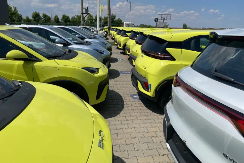 BYD DOLPHIN din 2025 cu 1 km - oferta BYD132305 - foto 6