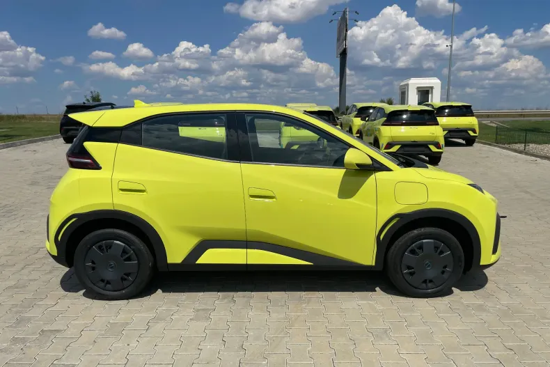 BYD DOLPHIN din 2025 cu 1 km - oferta BYD132305 - foto 10