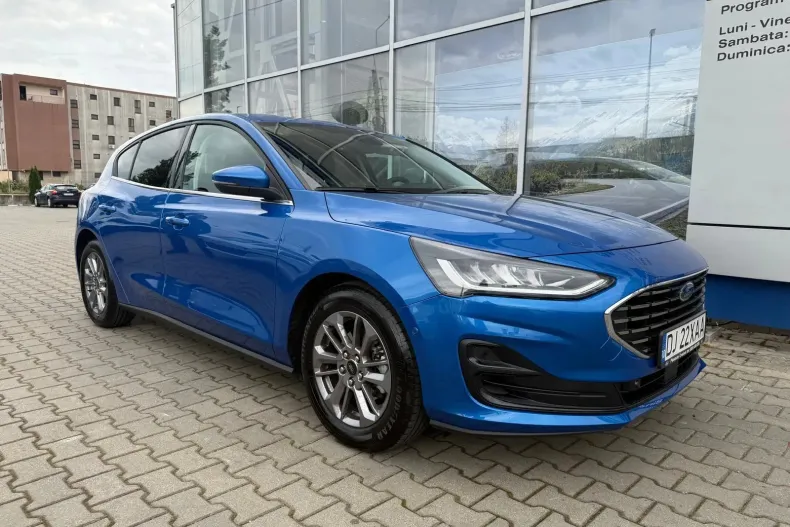 Ford Focus din 2024 cu 15.400 km - oferta FOR132307 - foto 2